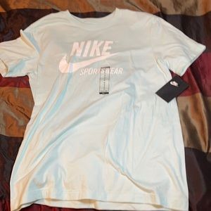 Nike sportswear t-shirt